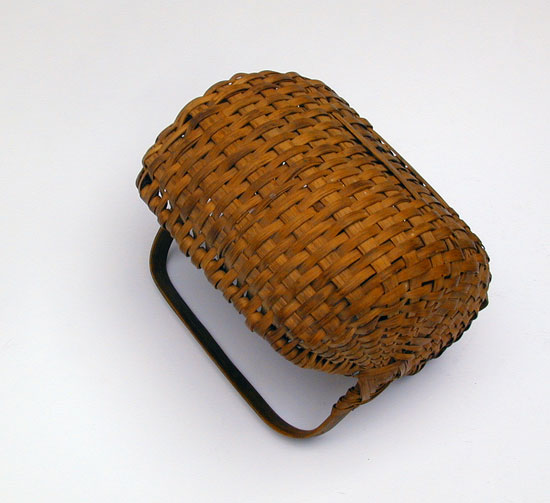 A Half-Cylinder Splint Basket